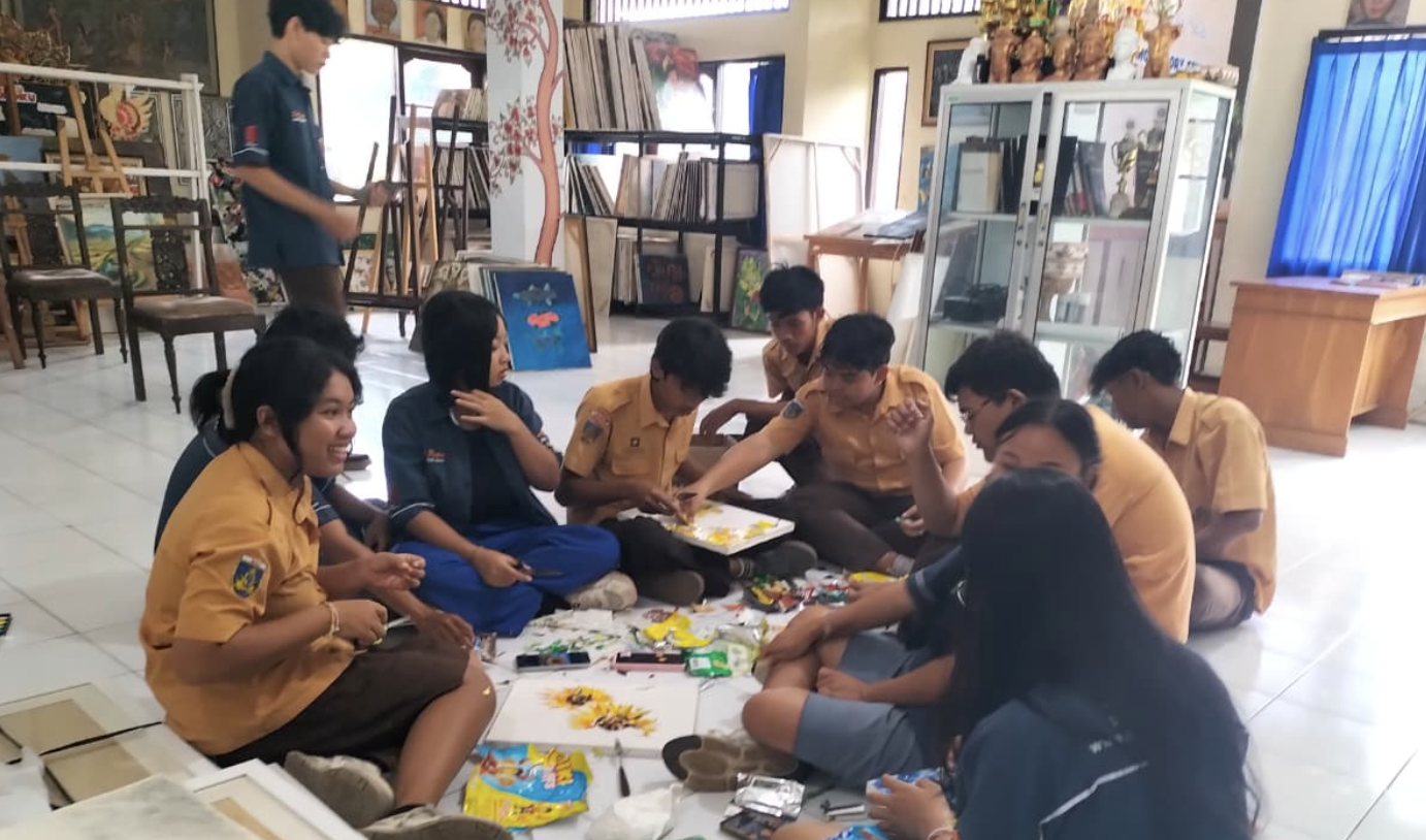 Seni Rupa & Bisnis Enterpreneur